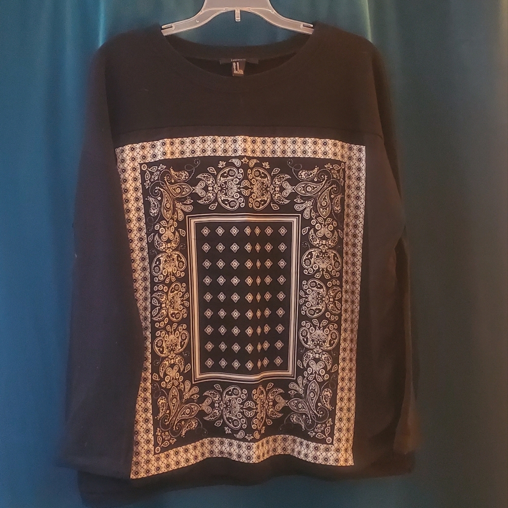 Black Crewneck